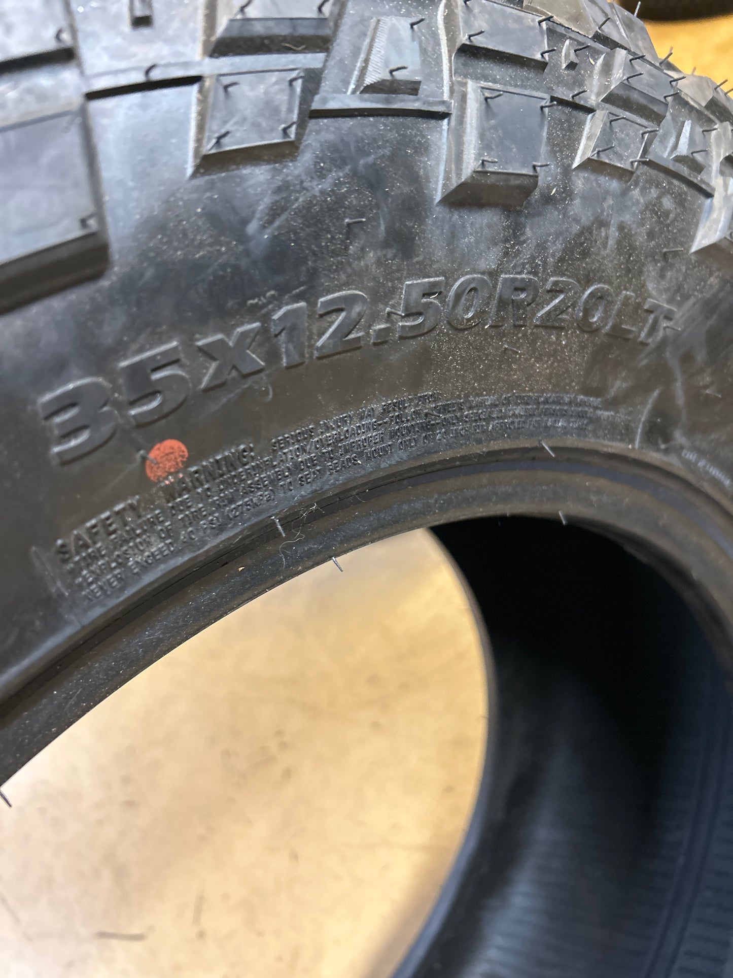 MASTERTRACK BADLANDS M/T BSW LT35 12.5 20 125Q 12PLY TIRE MASTMT013