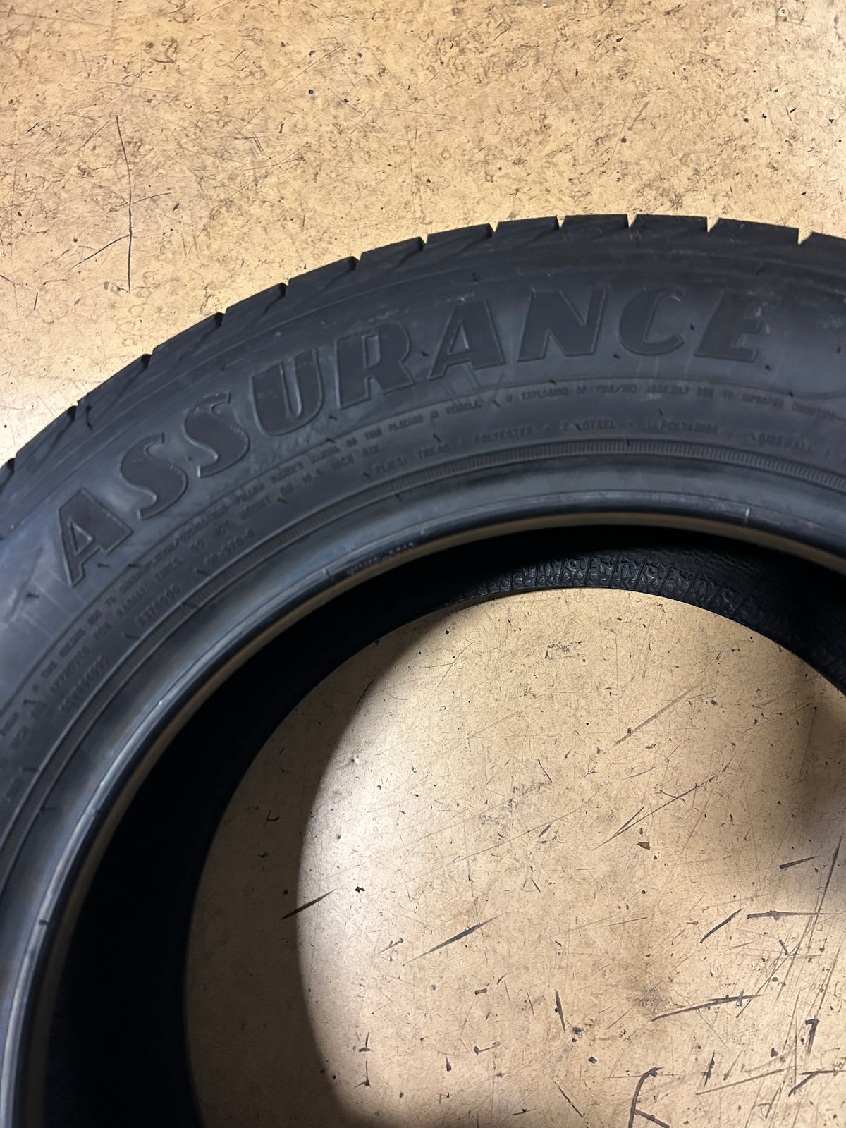 GOODYEAR ASSURANCE WEATHERREADY P 215 60 16 95H ALL WEATHER TIRE 767829537