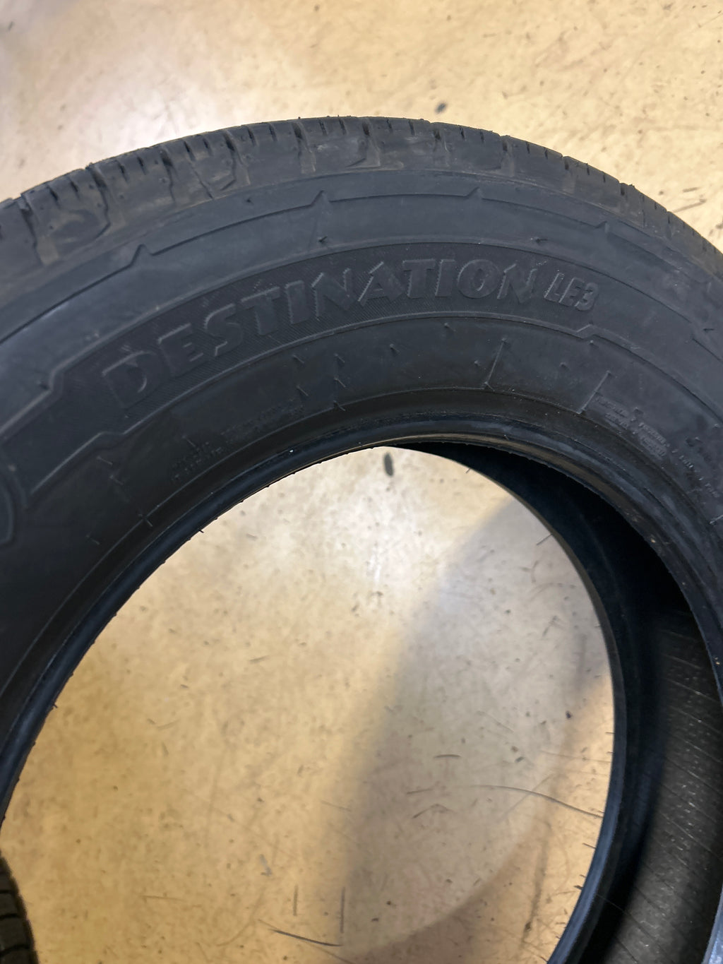 FIRESTONE DESTINATION LE3 BSW P 215 65 16 98H ALL SEASON TIRE 005351