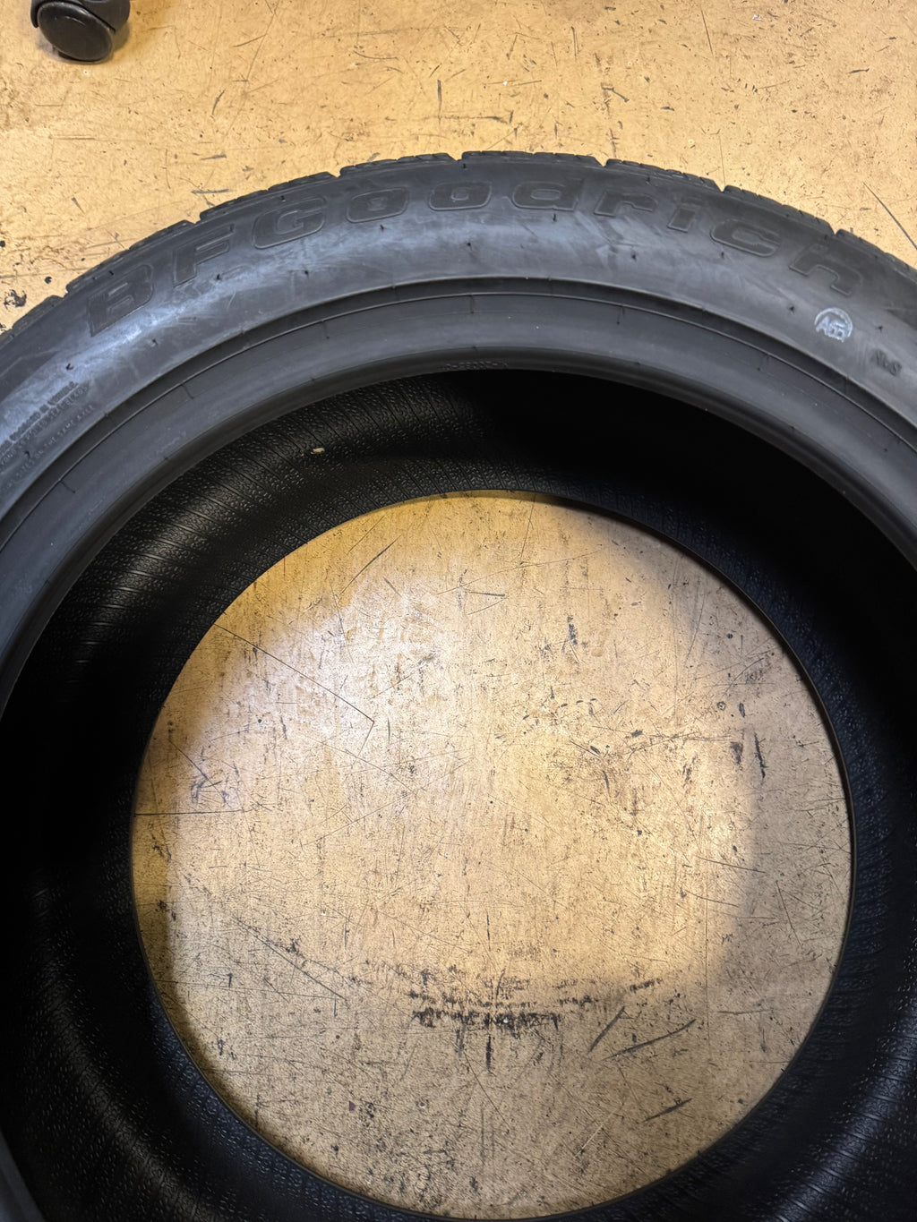 BFGOODRICH ADVANTAGE CONTROL BSW P 235 45 17 97H XL ALL SEASON TIRE 03789