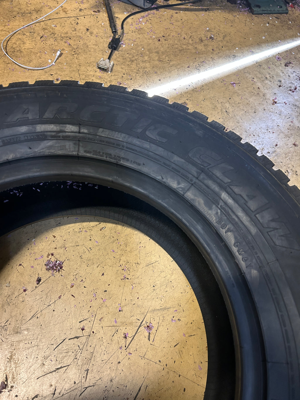 NOS ARCTIC CLAW WINTER WXI BSW P 275 65 18 116T WINTER TIRE ARC63