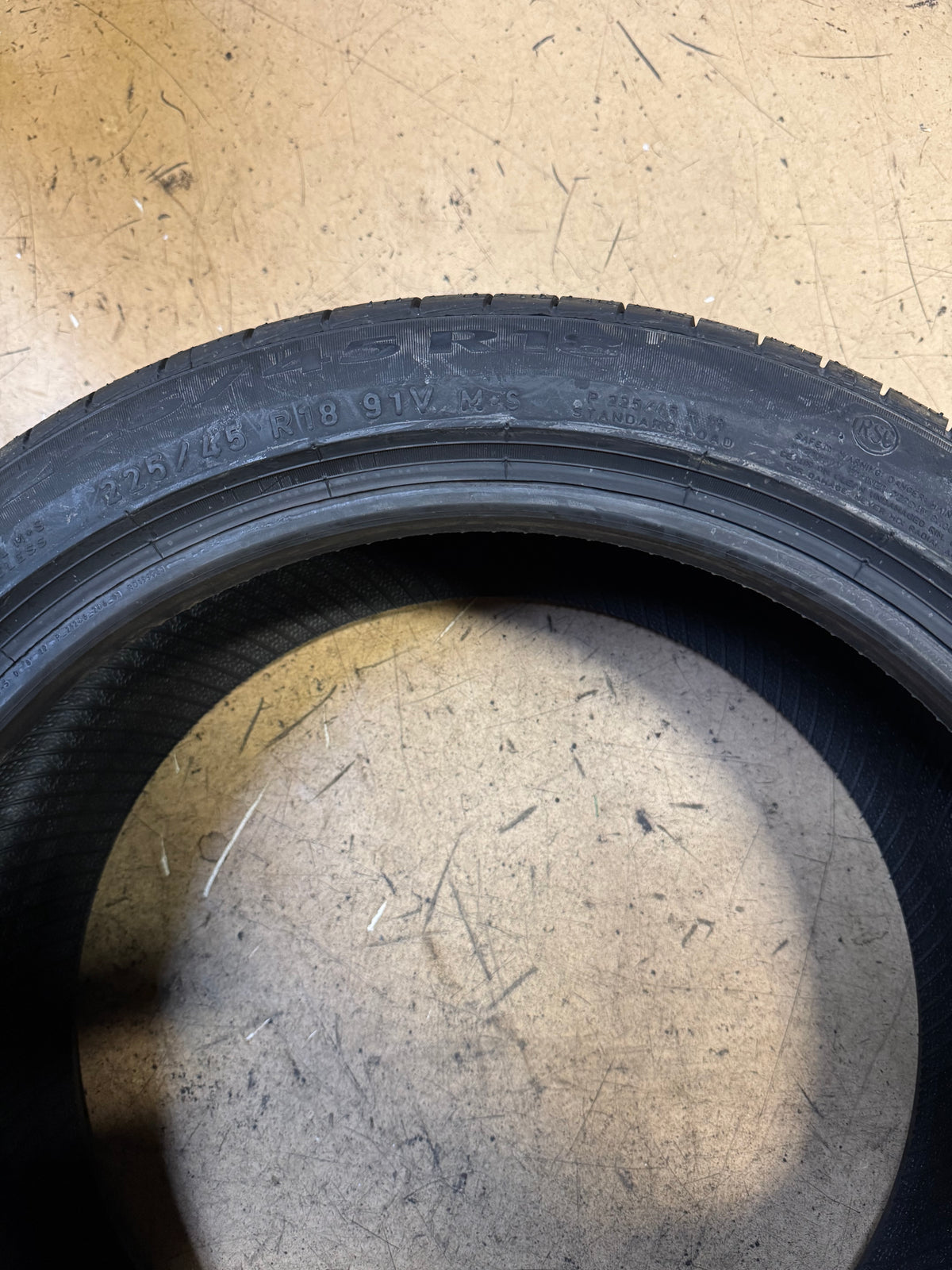2 PIRELLI CINTURATO P7 A/S RSC BMW (*) P 225 45 18 91V TIRES 2048900
