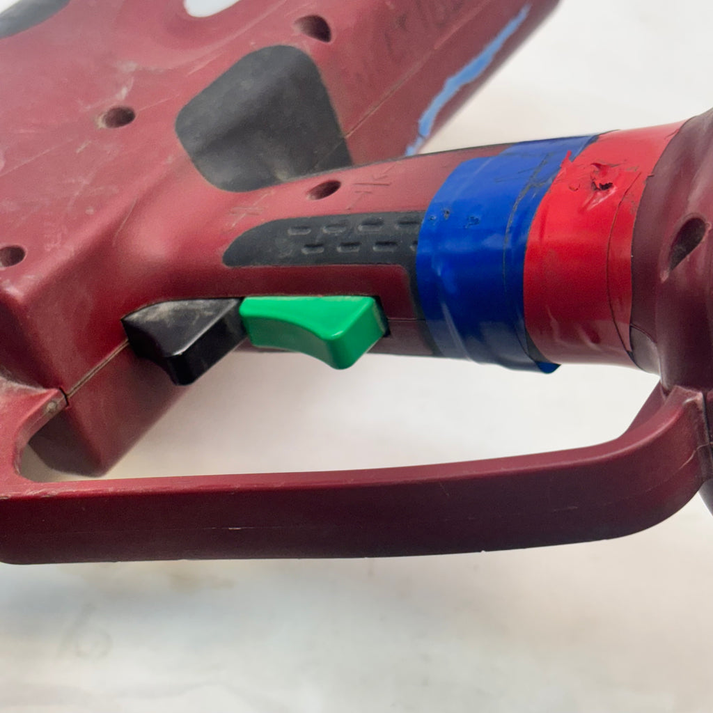 USED BURNDY PAT750 HYDRAULIC SELF-CONTAINED 12-TON CRIMPING TOOL (TOOL ONLY)