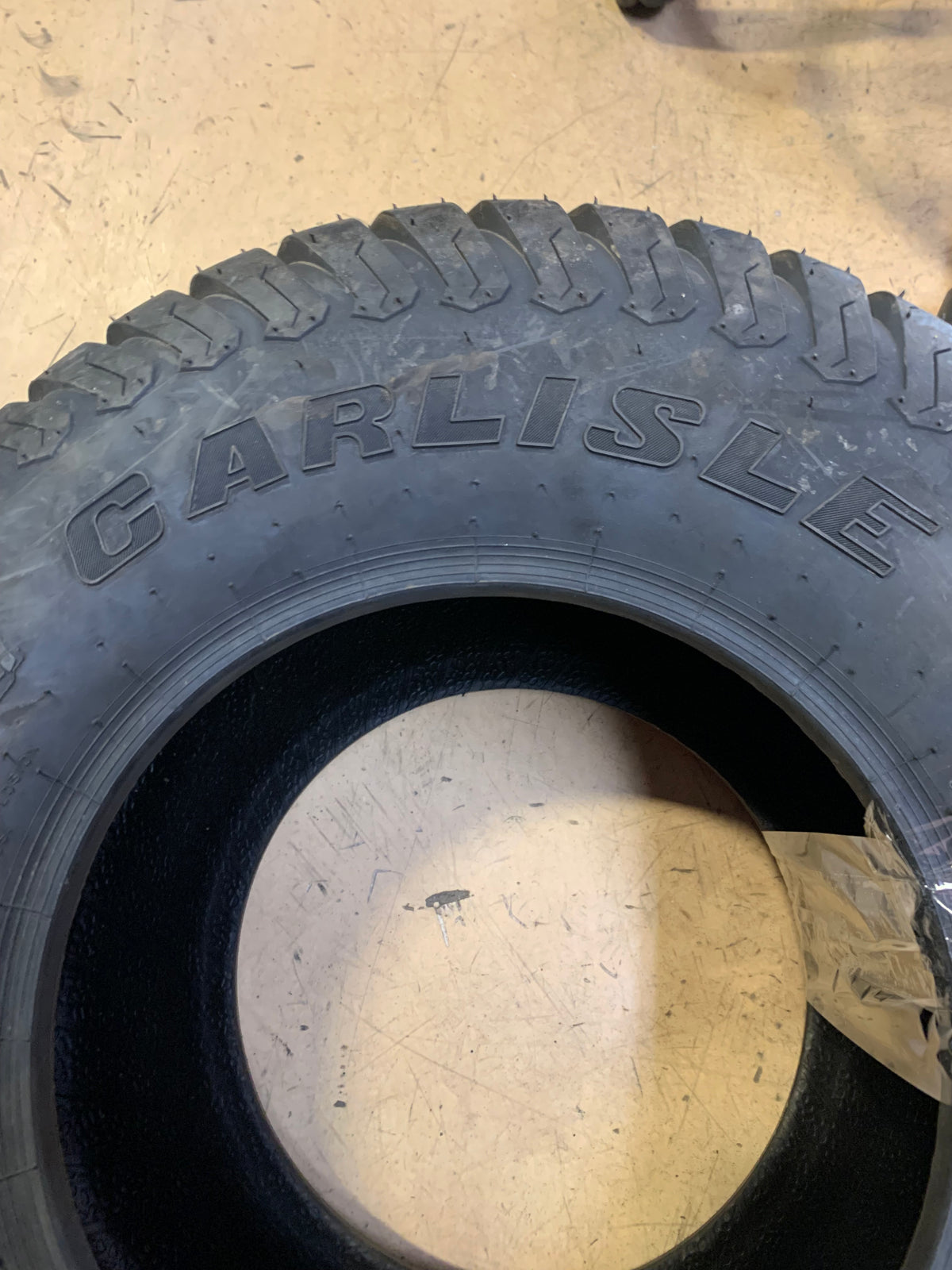 CARLSTAR MULTI TRAC C/S 100A3 BSW  26 12 12 4PLY LAWN TIRE 5743611