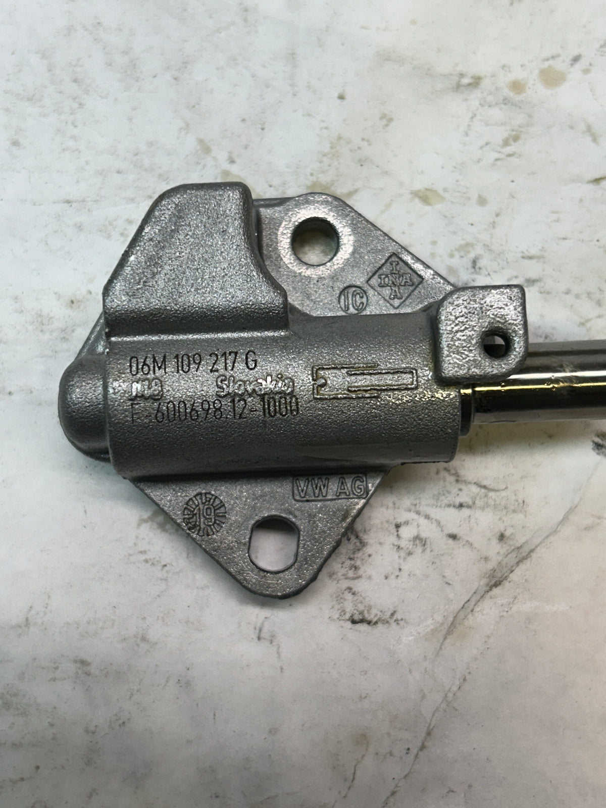 USED PORSCHE ENGINE TIMING CHAIN TENSIONER PAB109217