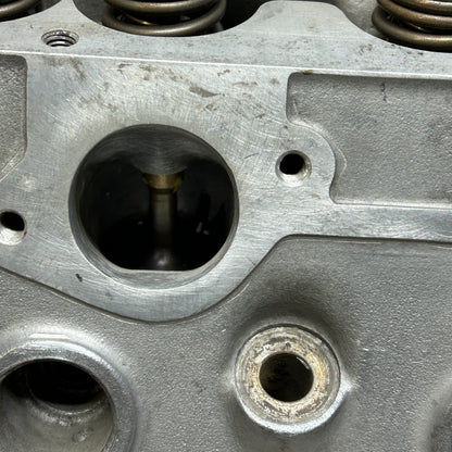 PORSCHE 928 S2 4.7L V8 CYLINDER HEAD MISSING PARTS 9281043483R