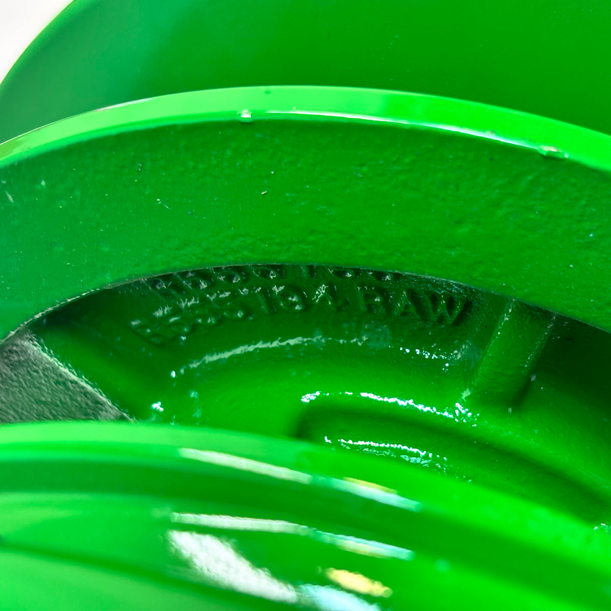 JOHN DEERE ENGINE FAN DRIVE RE578435
