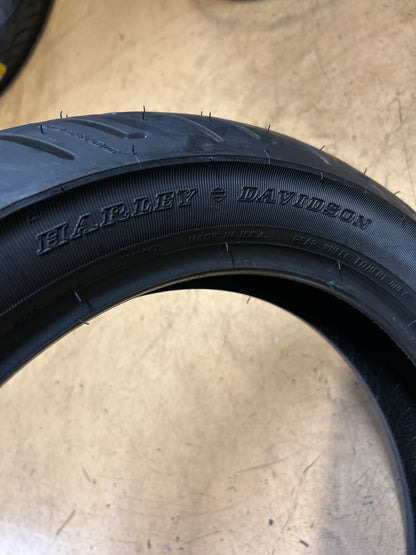 NOS DUNLOP K591 HARLEY DAVIDSON BSW 160 70 17 73V REAR TIRE 45146085