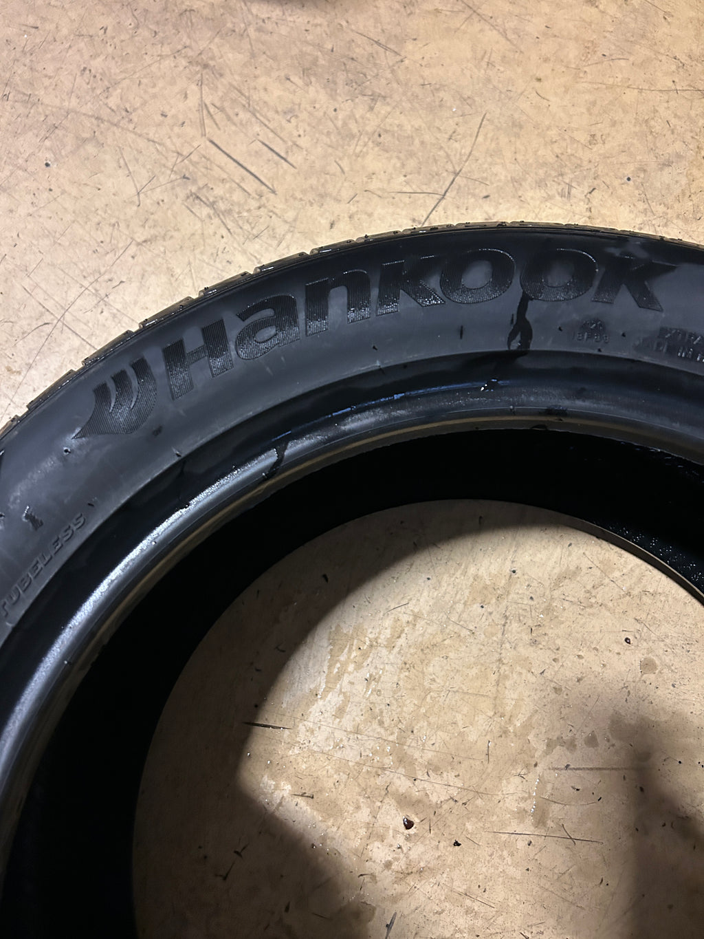 HANKOOK VENTUS V12 EVO 2 BSW P 225 50 17 98Y XL ALL SEASON TIRE 1015689