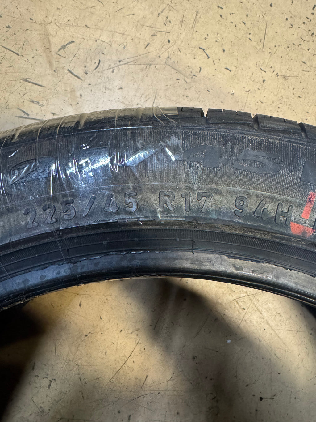 PIRELLI CINTURATO P7 ALL SEASON PLUS 2 BSW P  225 45 17 94H XL TIRE 3592400