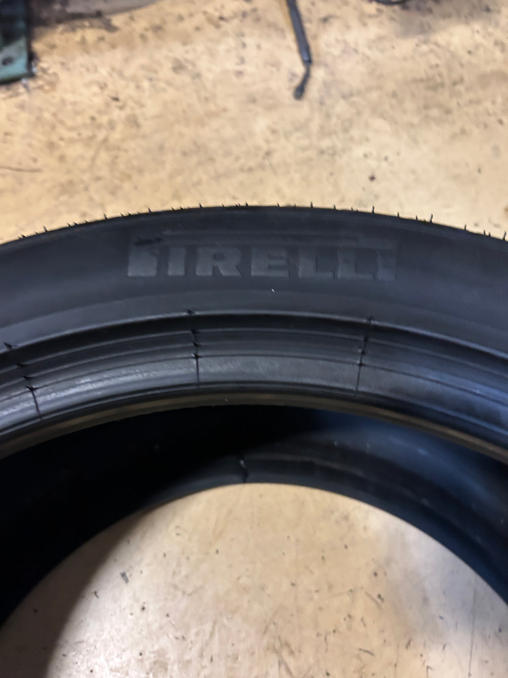 NOS PIRELLI P ZERO (*) BSW P 325 35 20 108Y UHP TIRE 2422700
