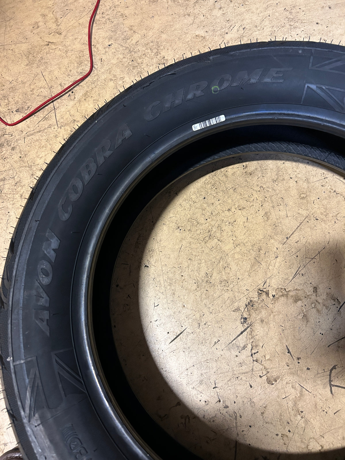 AVON AV92 COBRA CHROME BSW 150 80 16 71V REAR MOTORCYCLE TIRE 638211
