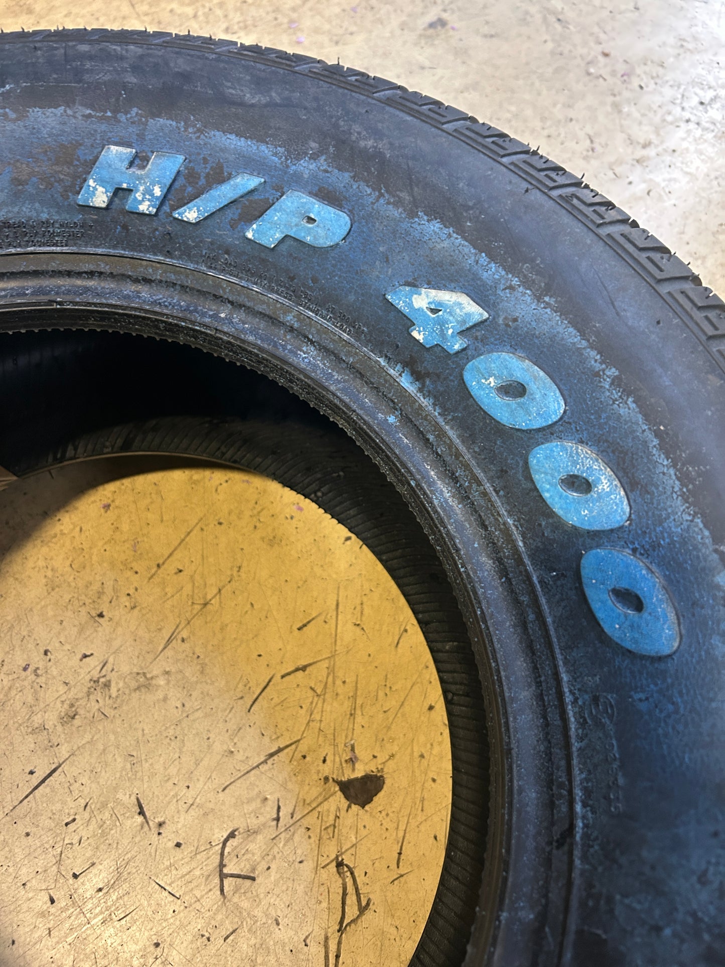 HERCULES H/P 4000 RWL P 275 60 15 107T ALL SEASON TIRE 02796