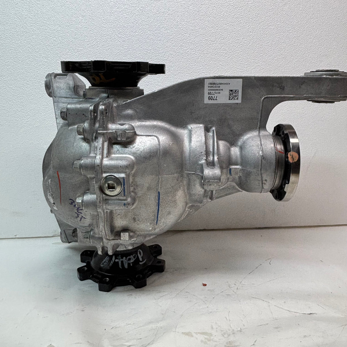 GENUINE GM DIFFERENTIAL LSD 2025 CHEVY SUBURBAN/TAHOE GMC YUKON/YUKON XL 85707709