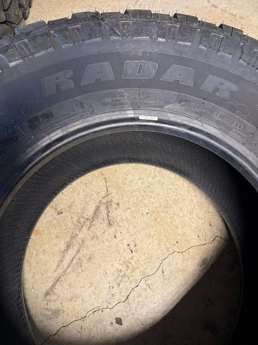 RADAR RENEGADE A/T5 BSW LT 35 12.5 17 121R 10PLY ALL TERRAIN TIRE RZD0117