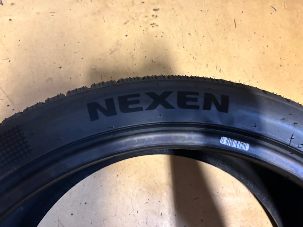 NEXEN NPRIZ S BSW P 245 40 20 95V  TOURING TIRE 12551NXK