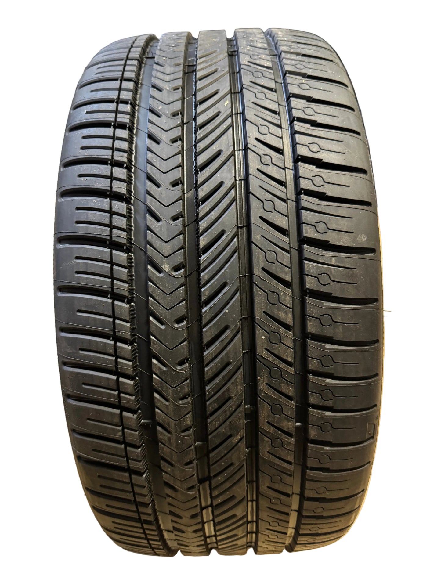 MICHELIN PILOT SPORT ALL SEASON 4 BSW P 245 35 20 95Y XL UHP ALL SEASON TIRE 31506