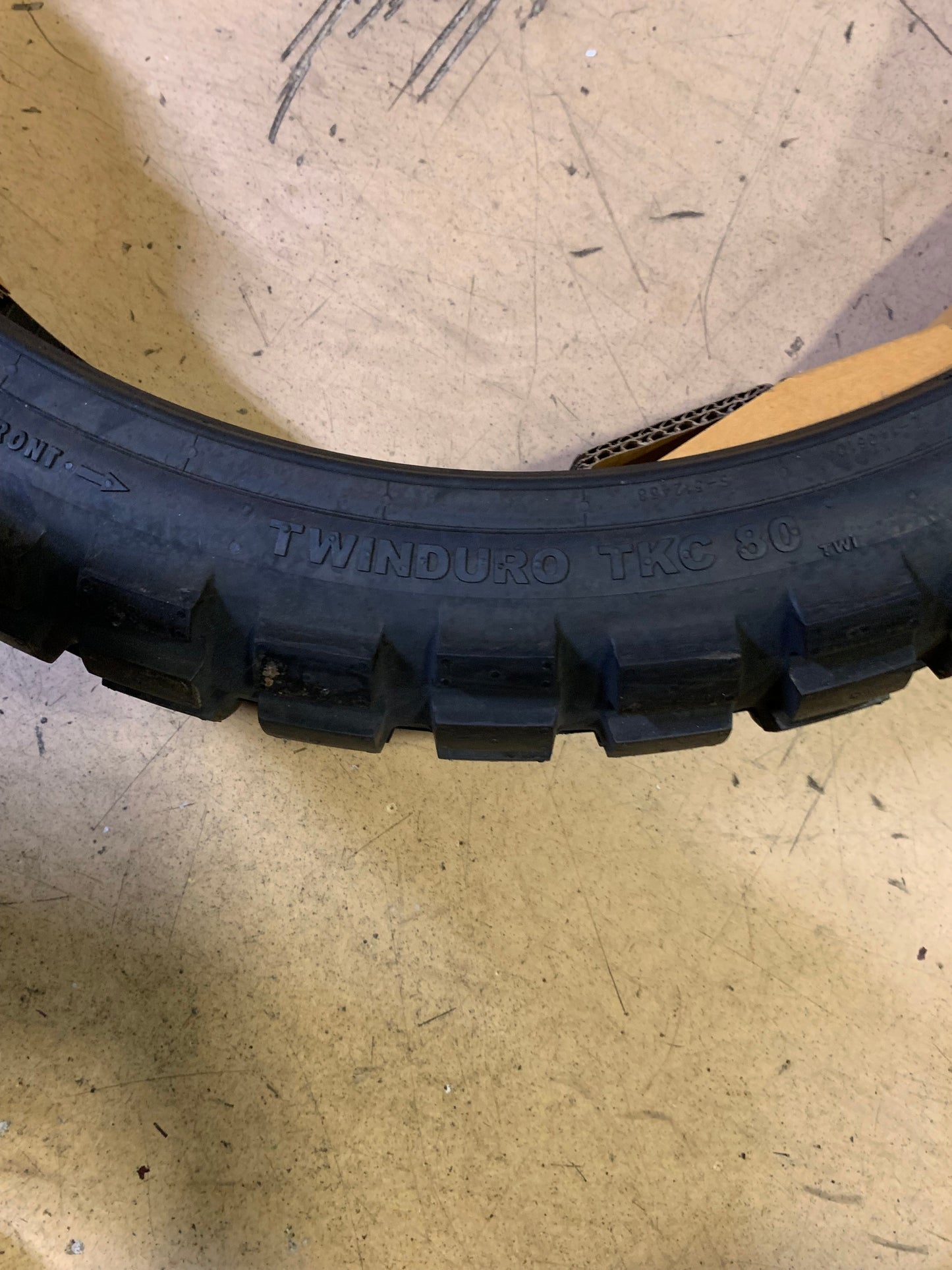 CONTINENTAL TKC 80 TWINDURO BSW  120 70 19 60Q FRONT MOTORCYCLE TIRE 02405660000