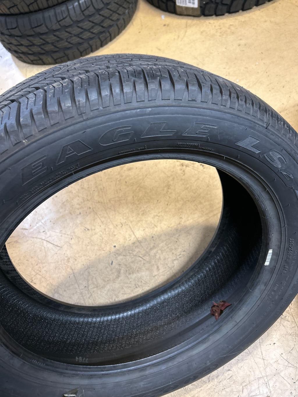 GOODYEAR EAGLE LS2 BSW P 225 50 18 95H ALL SEASON TIRE 706171163