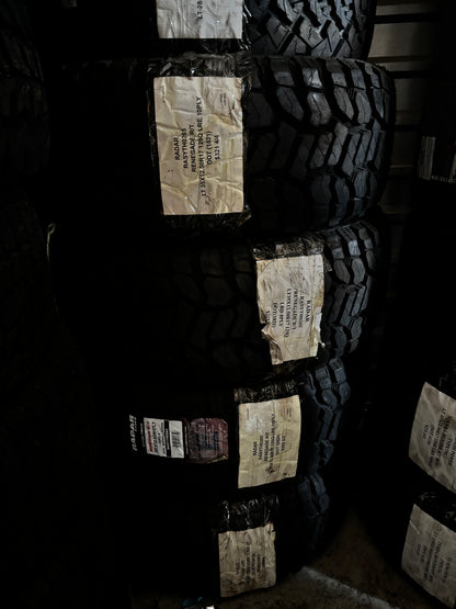 (TODO) 4 RADAR RENEGADE RT LT 35 12.50 17 125Q LRE 10 PLY RUGGED TERRAIN TIRES RASYTH0265