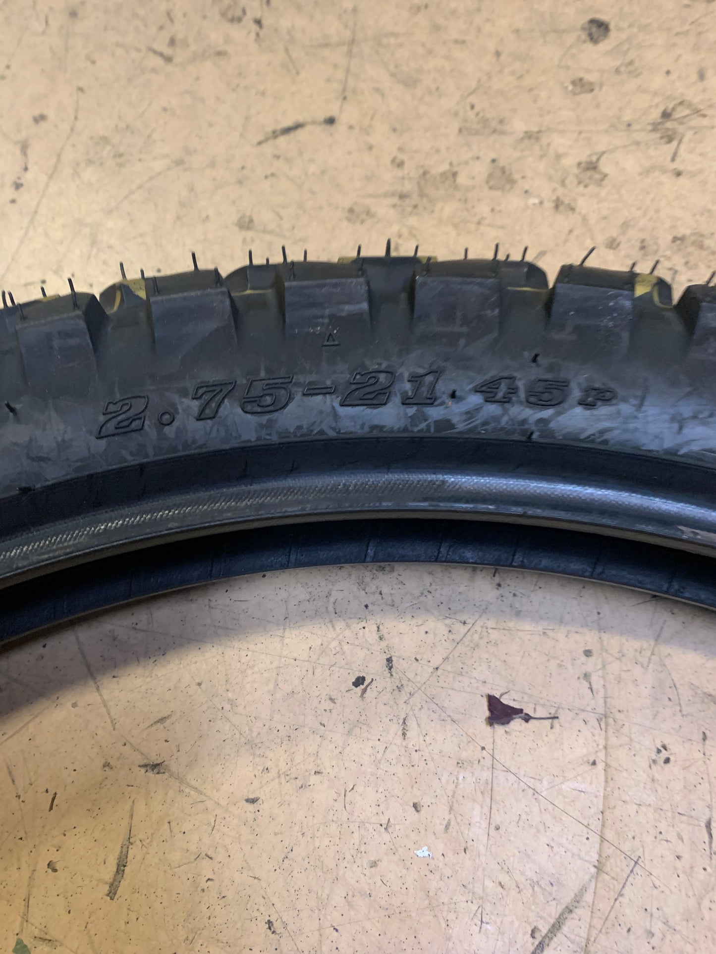DUNLOP D605 BSW 2.75 21 45P FRONT MOTORCYCLE TIRE 45154340