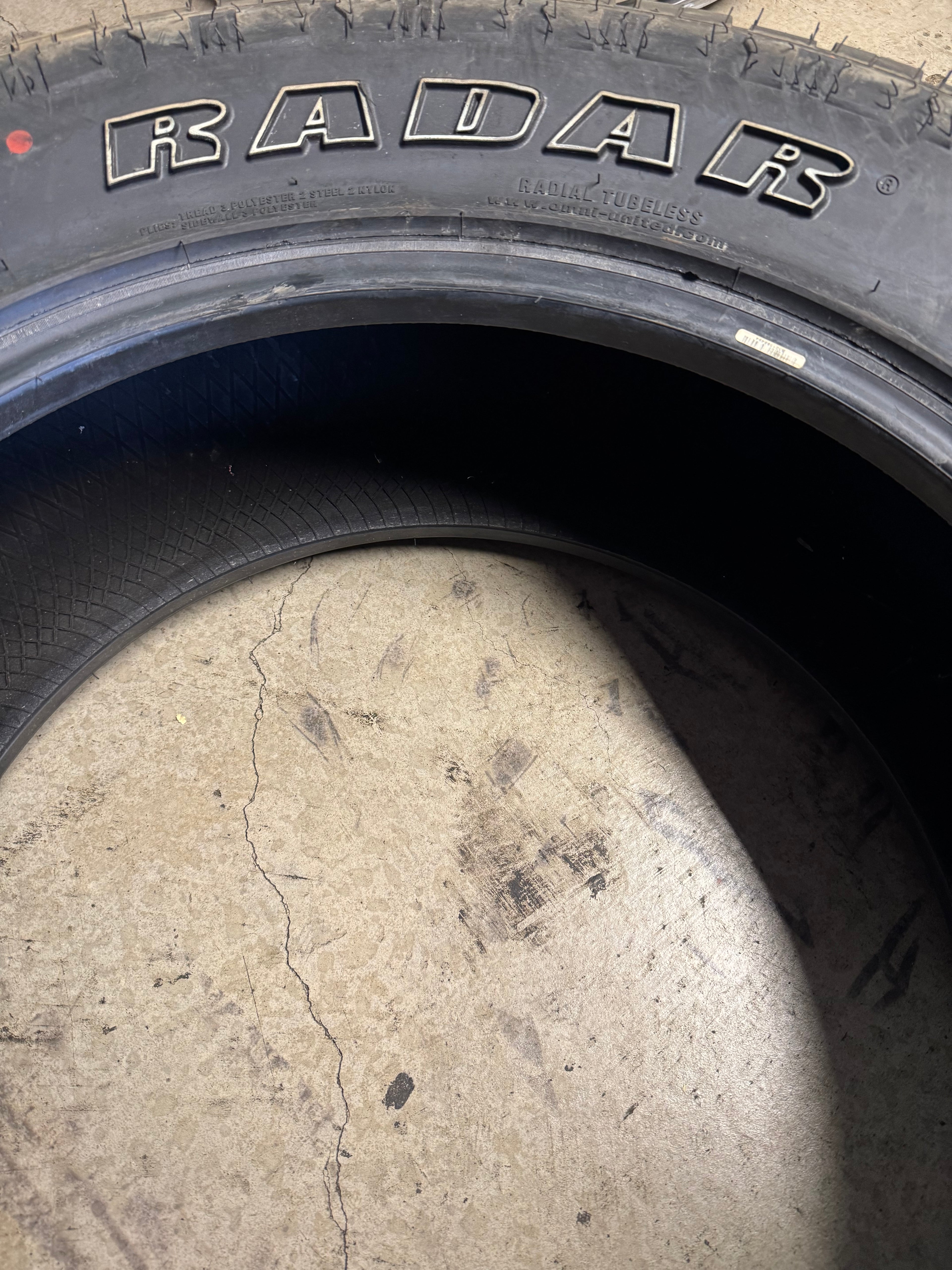 RADAR RENEGADE A/T5 OWL LT 37 12.5 22 123Q 10PLY ALL TERRAIN TIRE RZD0109