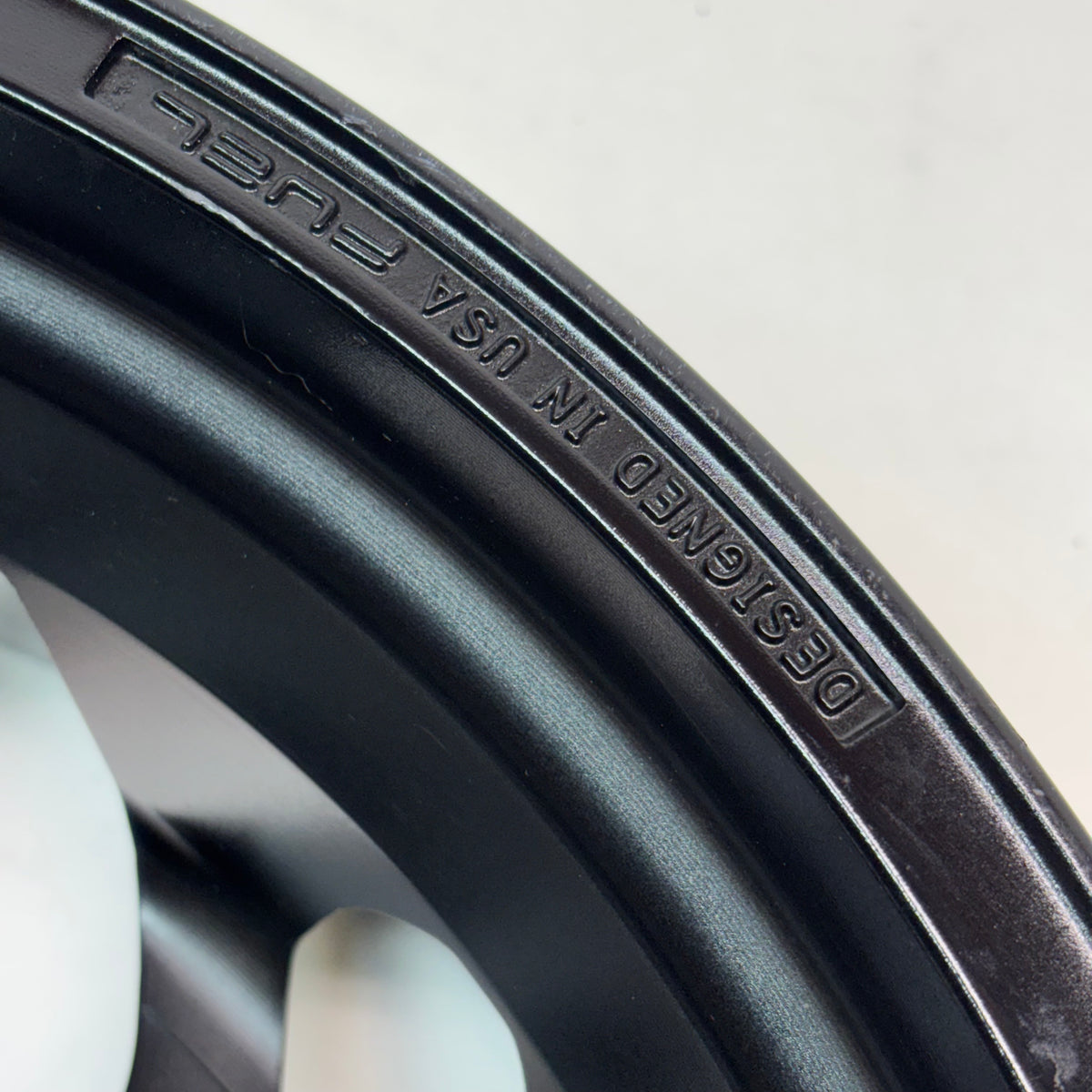 FUEL UTV ALUMINUM RIM D778 RUNNER UTV 18X7 5X156 ET13 GLOSS BLACK MILLED CANDY BLUE FINISH
