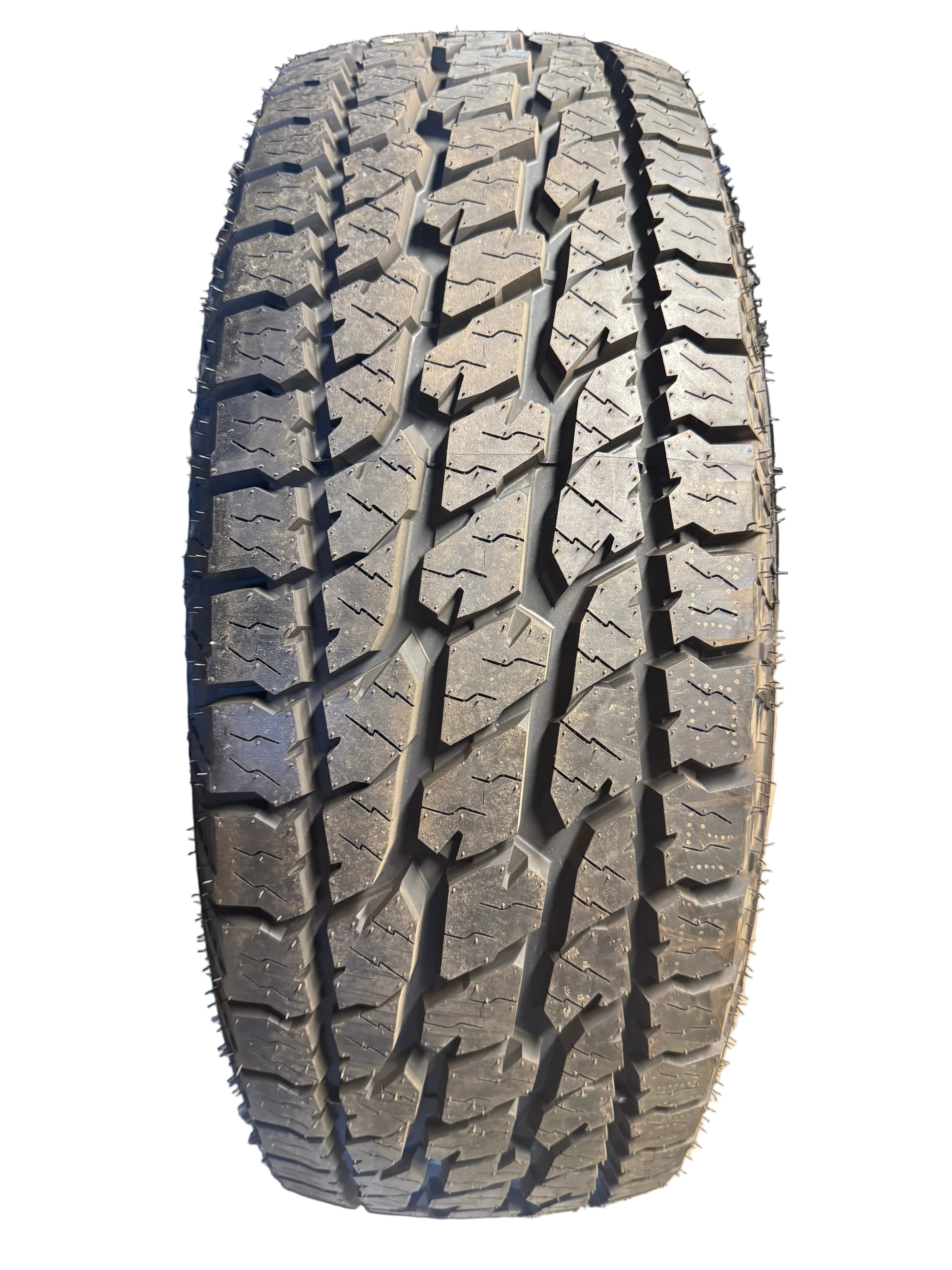 2 NOS LANDSPIDER WILDTRAXX A/T RWL LT 275 70 18 125/122S 10PLY ALL TERRAIN TIRE DAT034