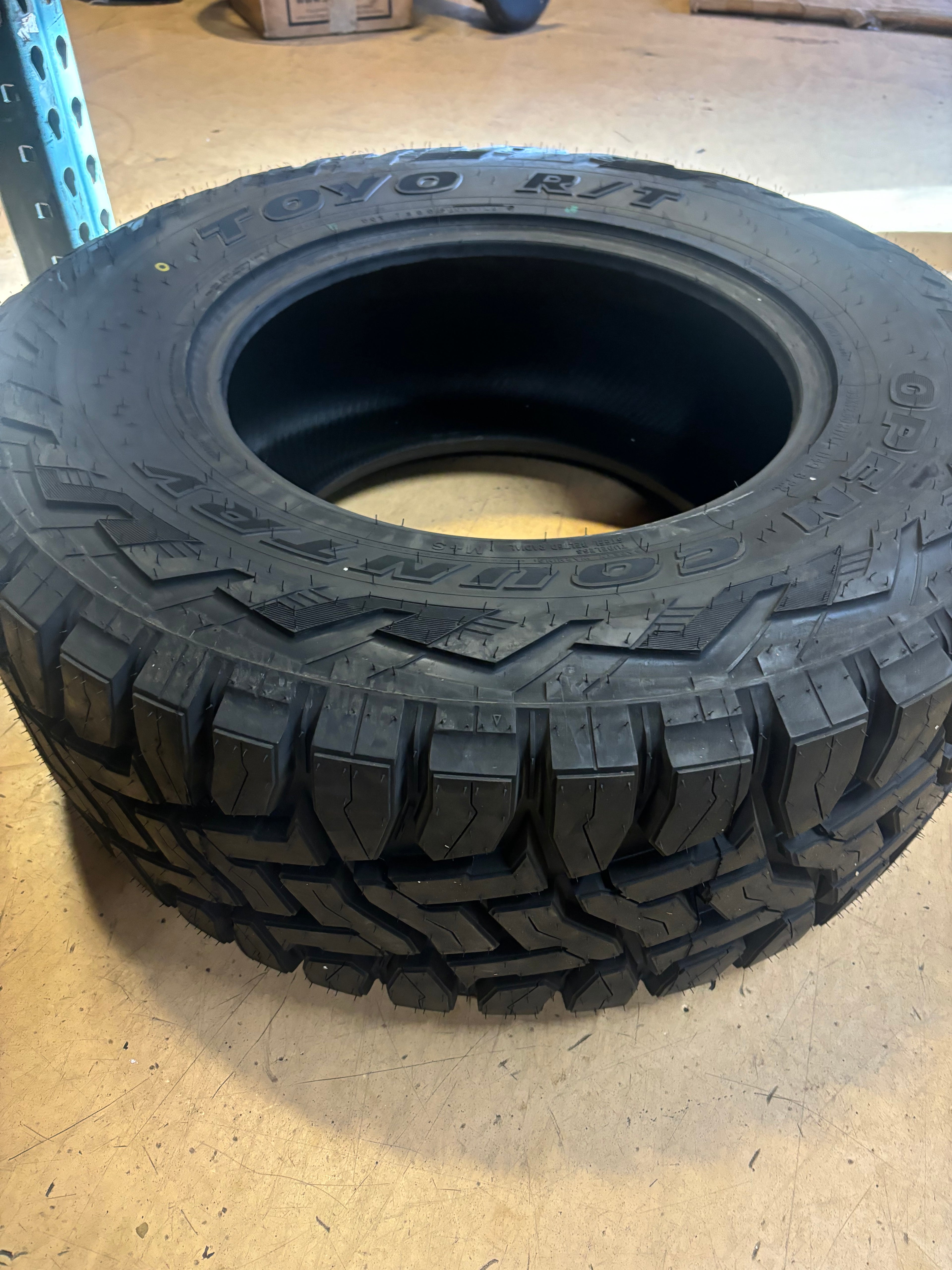 ( KSL ONLY ) 4 TOYO OPEN COUNTRY R/T LT 33 12.5 17 114Q LRD 8PL RUGGED TERRAIN TIRE 353570