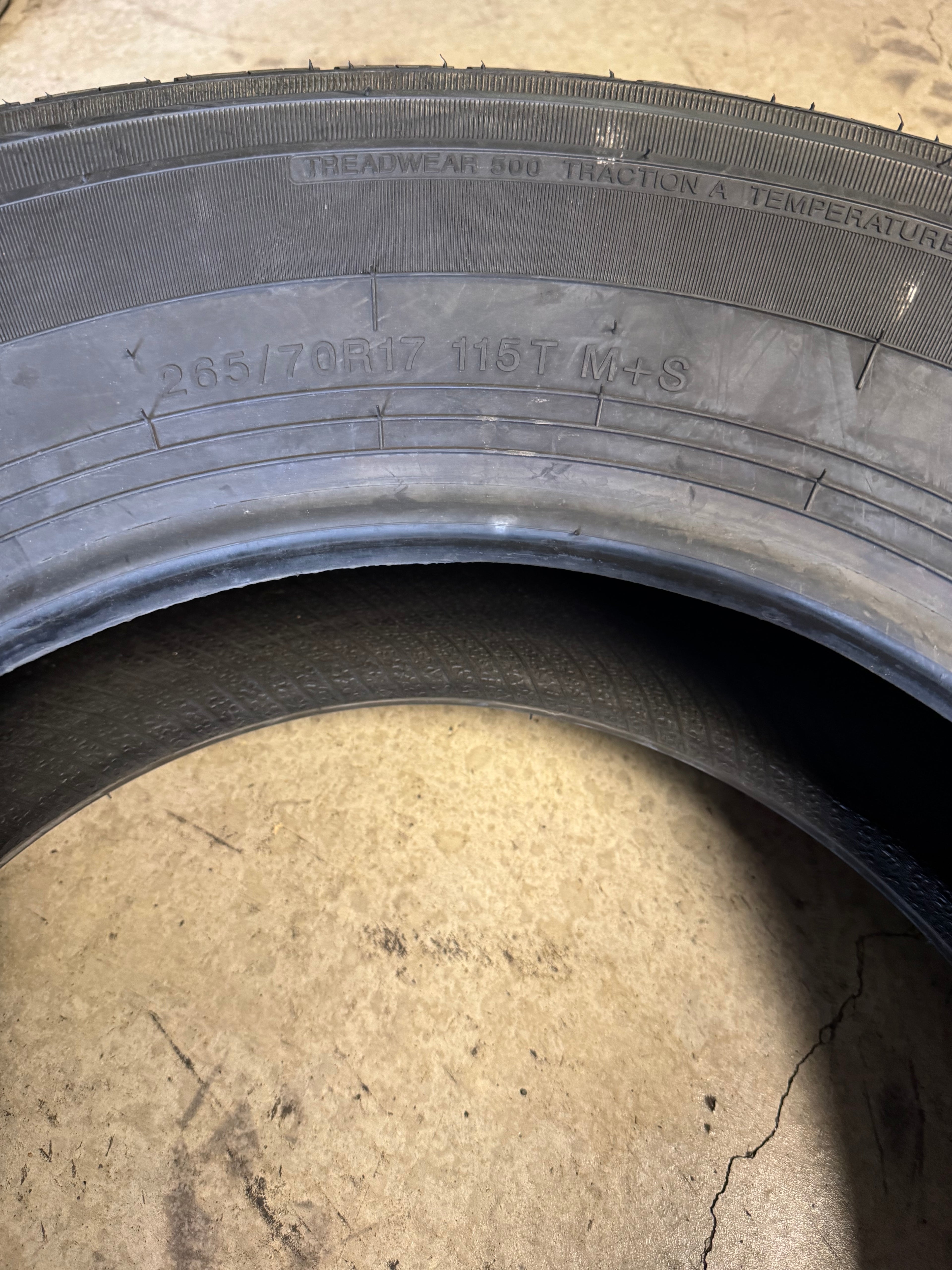 NOS TRAVELSTAR ECOPATH H/T BSW P 265 70 17 115T ALL TERRAIN TIRE LLSUV007
