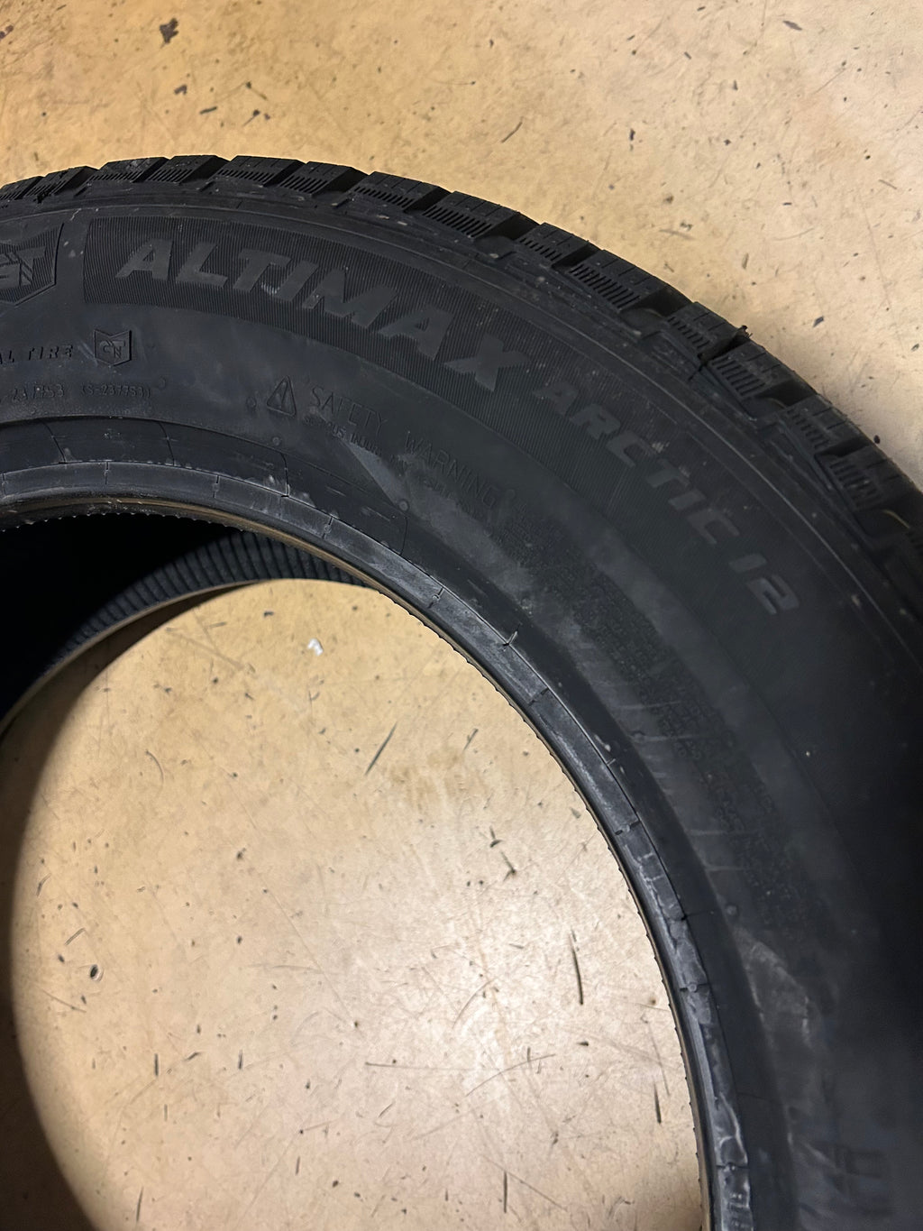 2 GENERAL ALTIMAX ARCTIC 12 BSW P 235 60 18 107T XL WINTER TIRE 15503070000