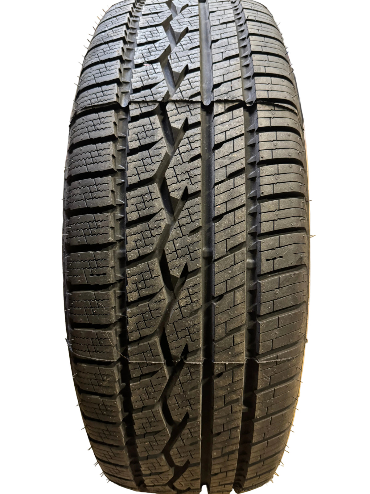 TOYO CELSIUS CUV BSW P 255 65 18 109H ALL SEASON TIRE 128130