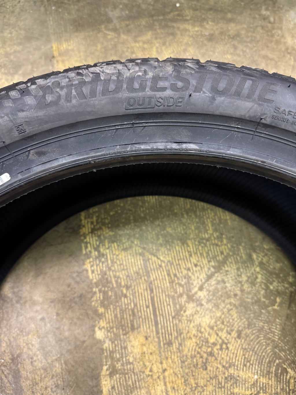 BRIDGESTONE ALENZA 001 RFT BSW P 275 35 21 103Y XL UHP SUMMER TIRE 007276