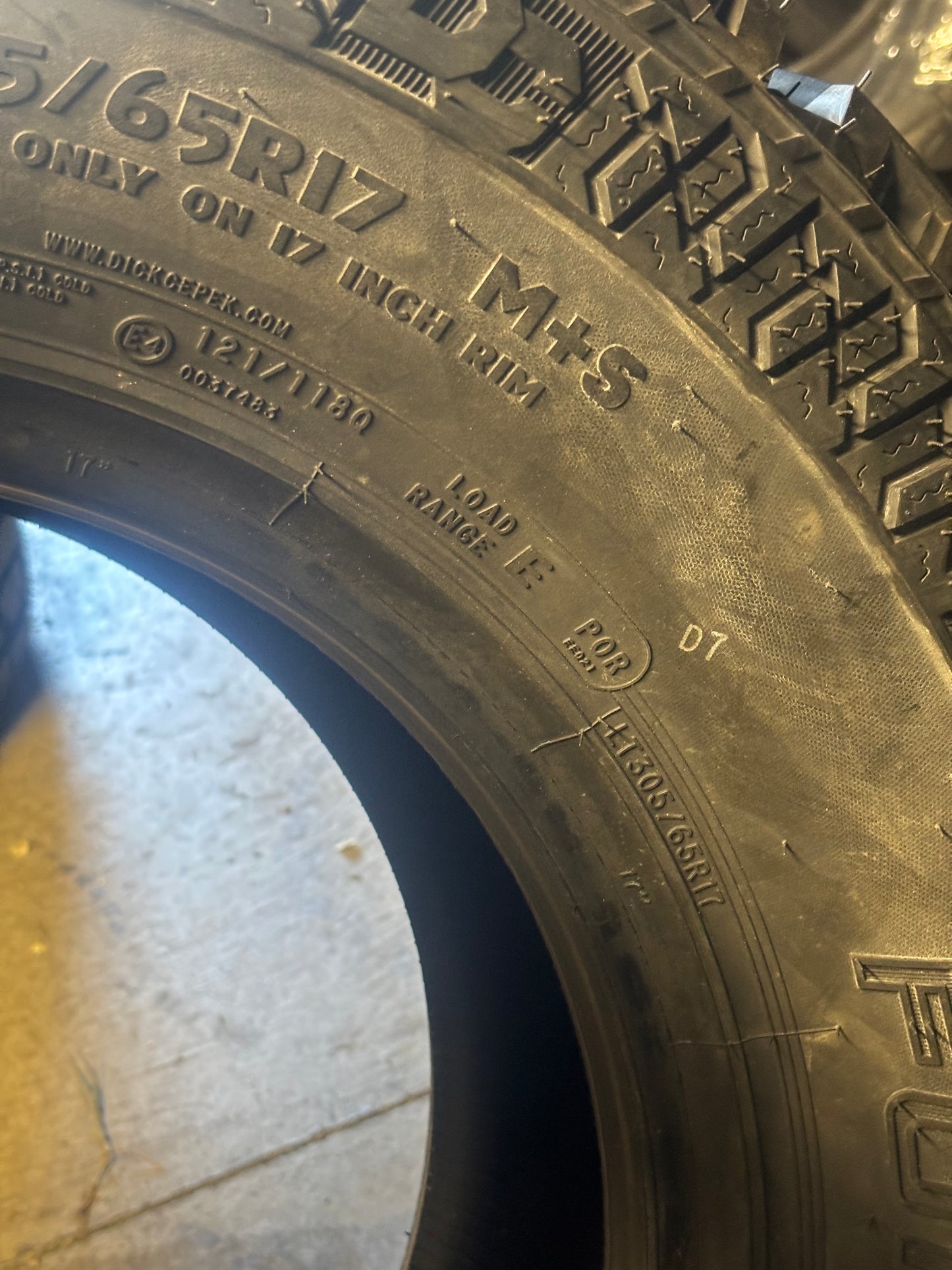 NOS DICK CEPEK FUN COUNTRY BSW LT 305 65 17 121/118Q LRE 10 PLY ALL TERRAIN TIRE 90000001959