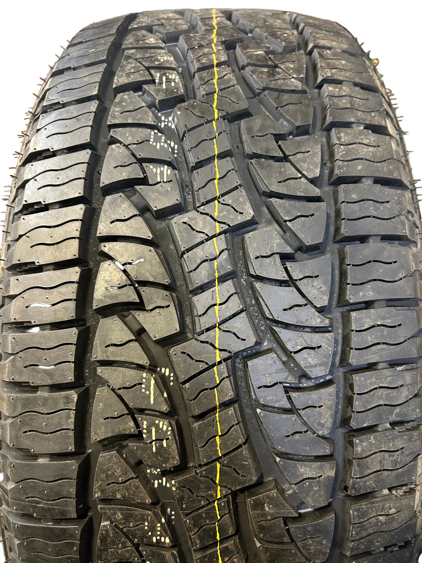 NEXEN ROADIAN AT PRO RA8 BSW P 285 45 22 114H XL ALL TERRAIN TIRE 16055NXK