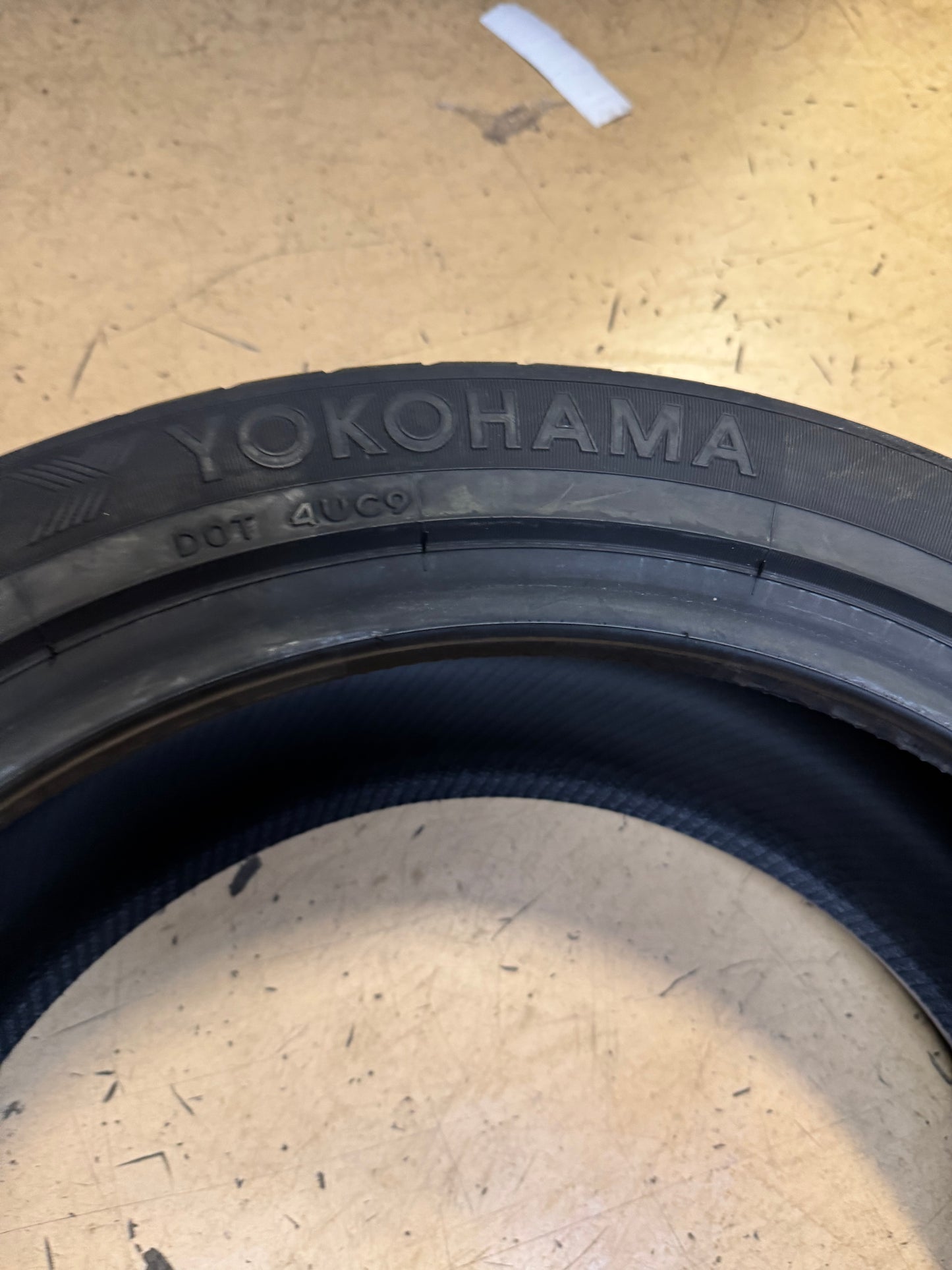 YOKOHAMA AVID ASCEND GT BSW P 215 55R 18 94H ALL SEASON TIRE 110132732