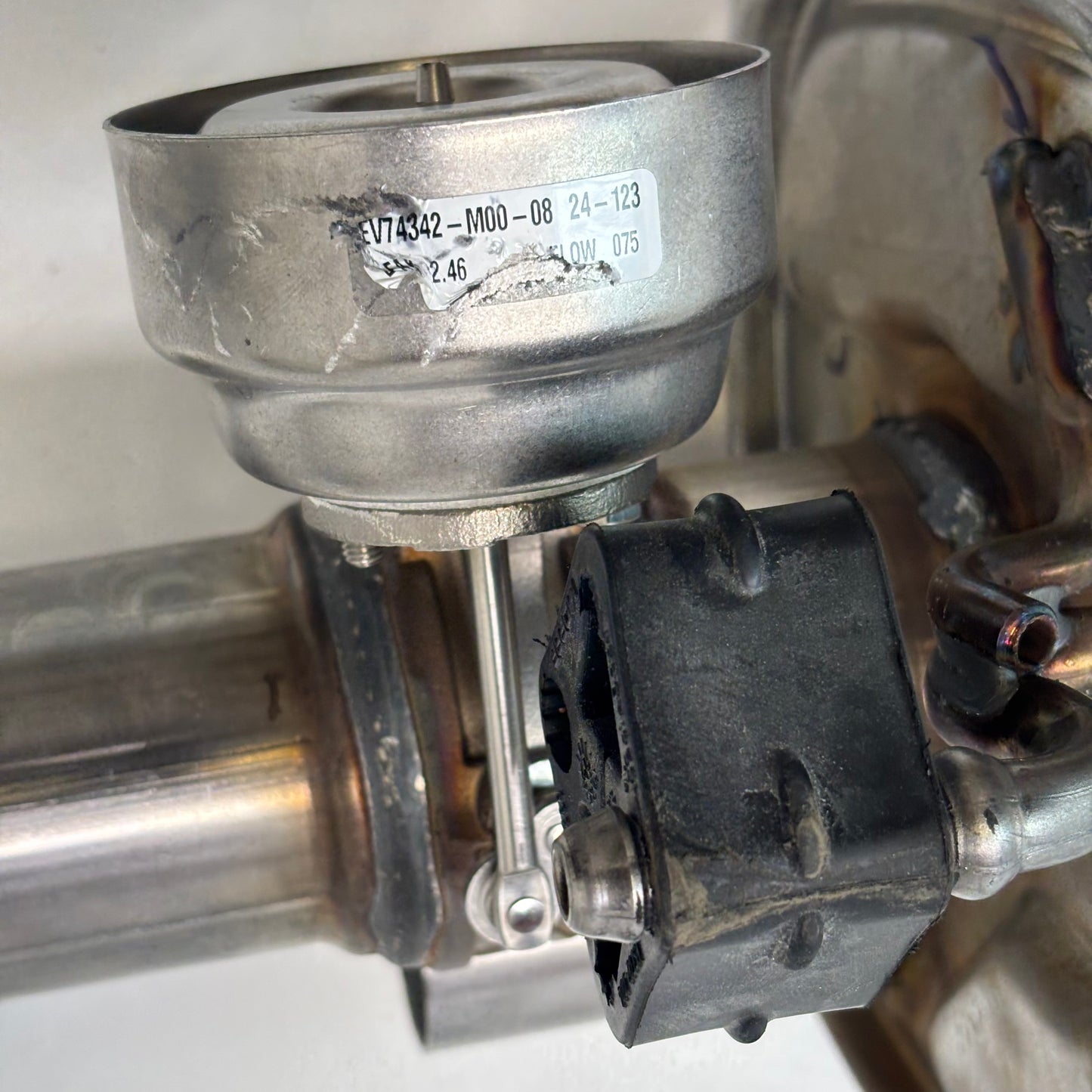 GENUINE MOPAR EXHAUST MUFFLER FOR JEEP WRANGLER 22-24 68483791AI