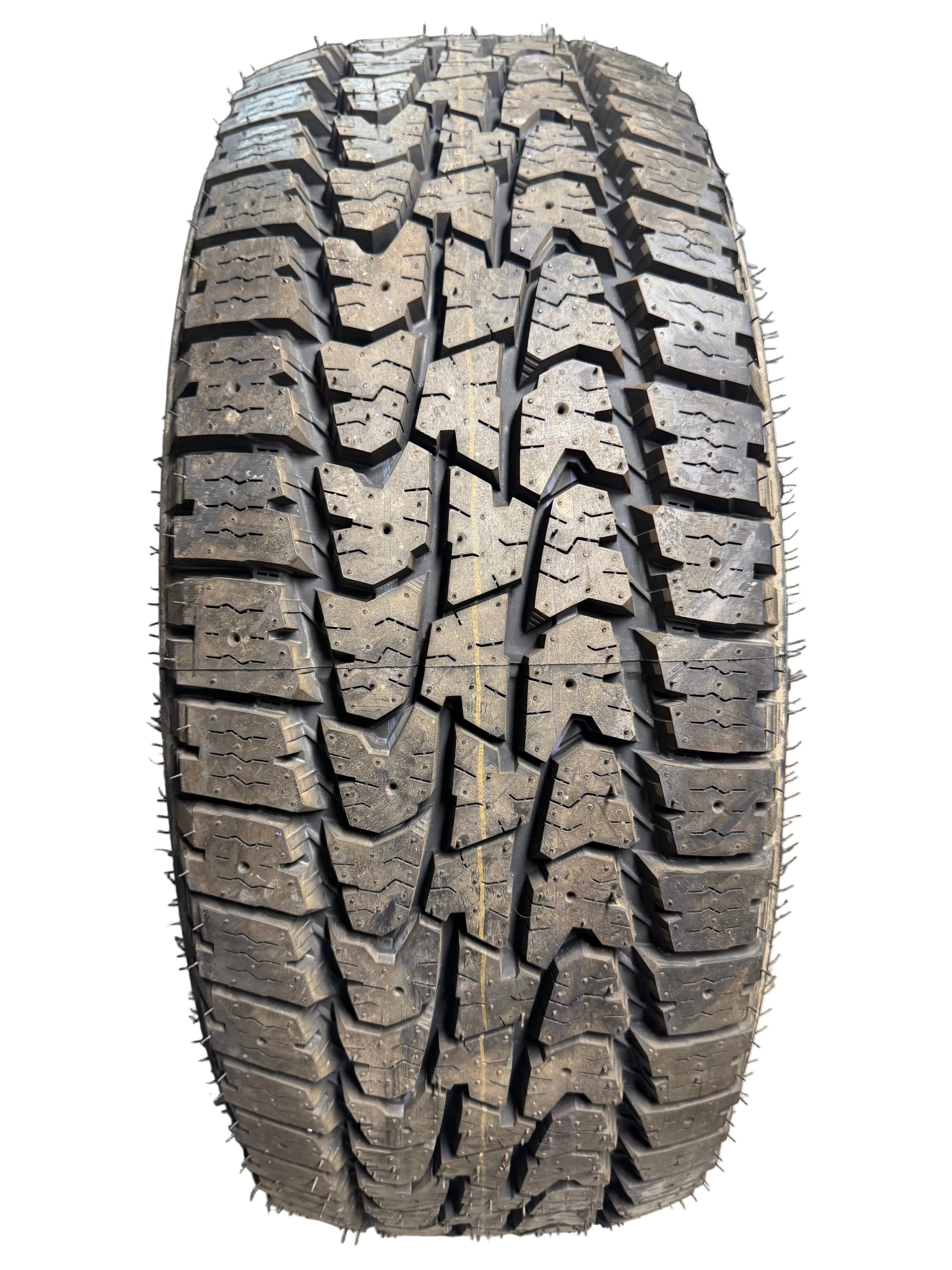 NOS NANKANG CONQUEROR A/T OWL LT 285 65 18 121/118S 8PLY ALL TERRAIN TIRE 22799001