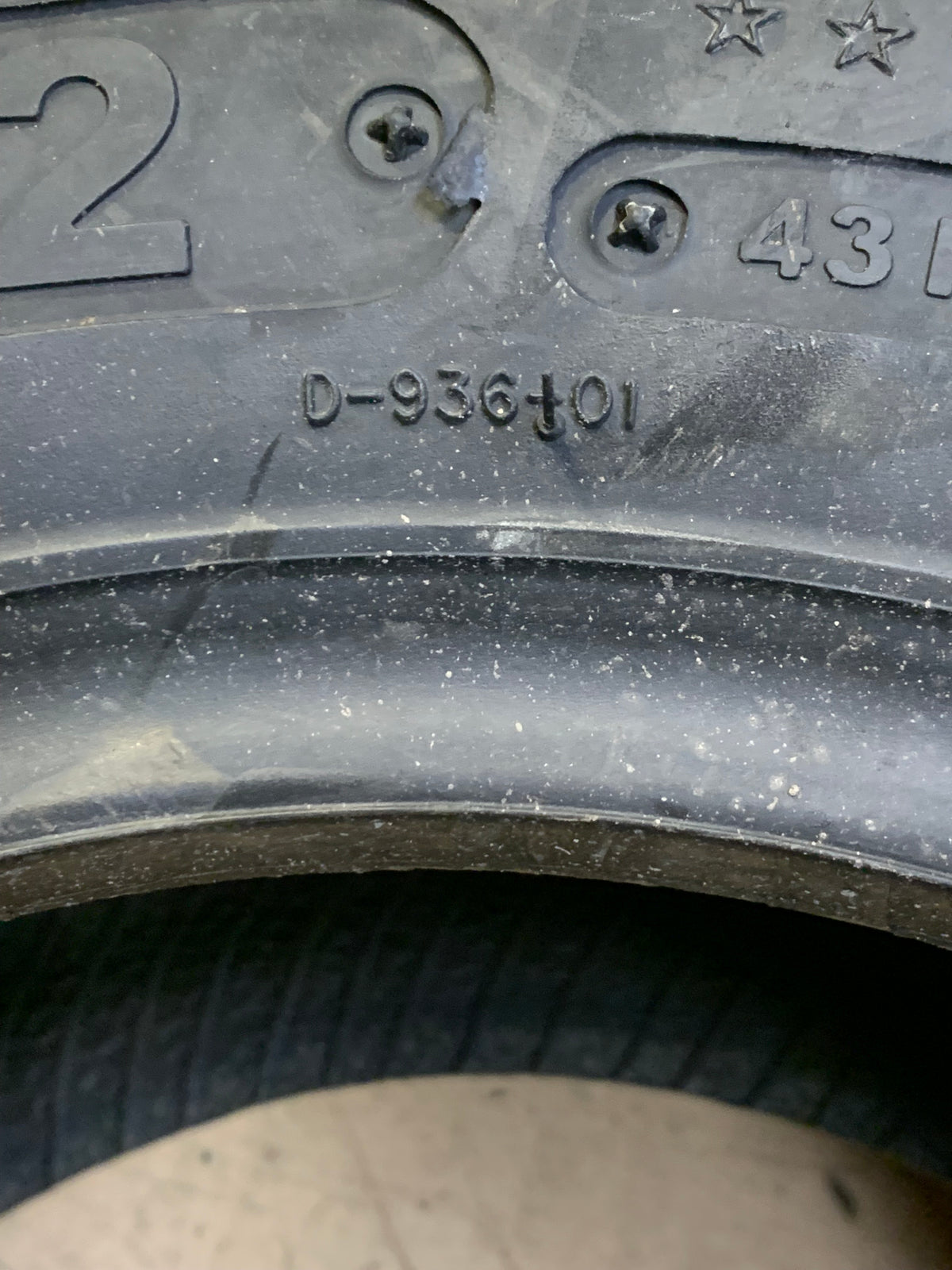 NOS DEESTONE MUD CRUSHER D936 BSW   25 8 12 43F 6PLY ATV/UTV TIRE T25812005
