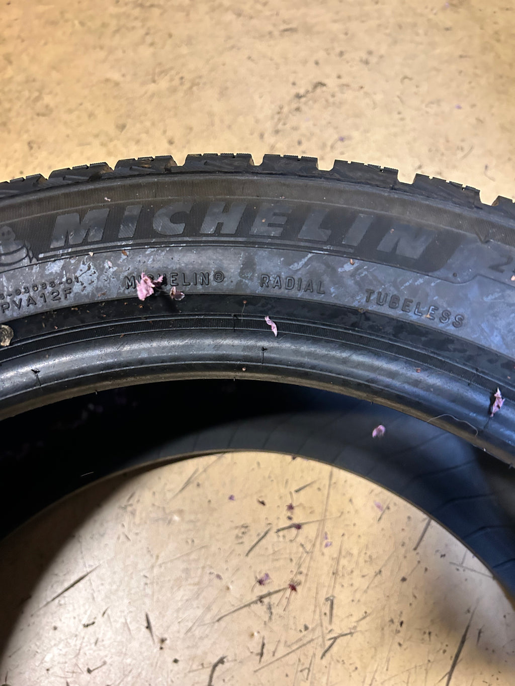 MICHELIN X-ICE SNOW BSW P 245 45 18 100H XL WINTER TIRE 03025