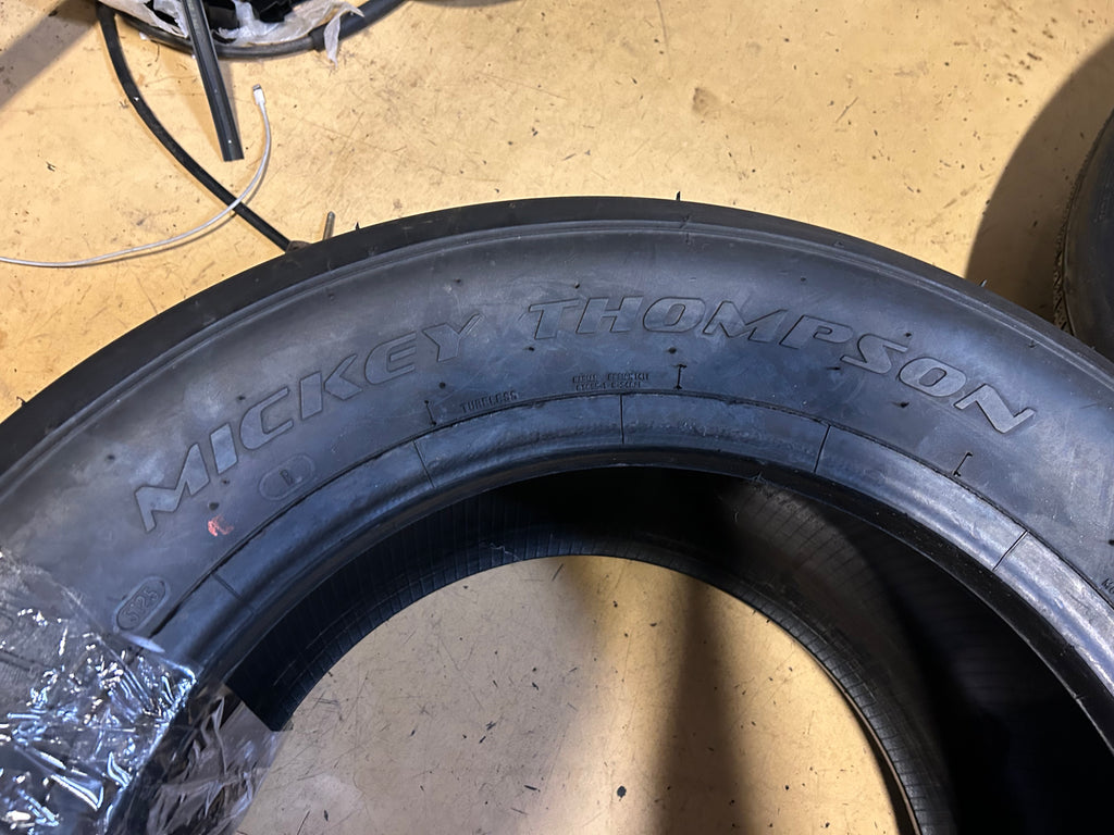 MICKEY THOMPSON ET STREET R BSW P 305 45 17   TRACK COMPETITION TIRE 315090004