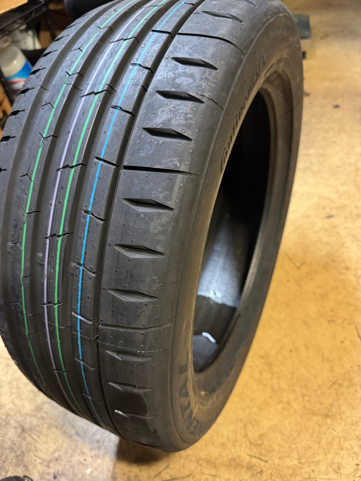 CONTINENTAL EXTREMECONTACT SPORT 02 BSW P 225 50 17 94W UHP SUMMER TIRE 03124990000