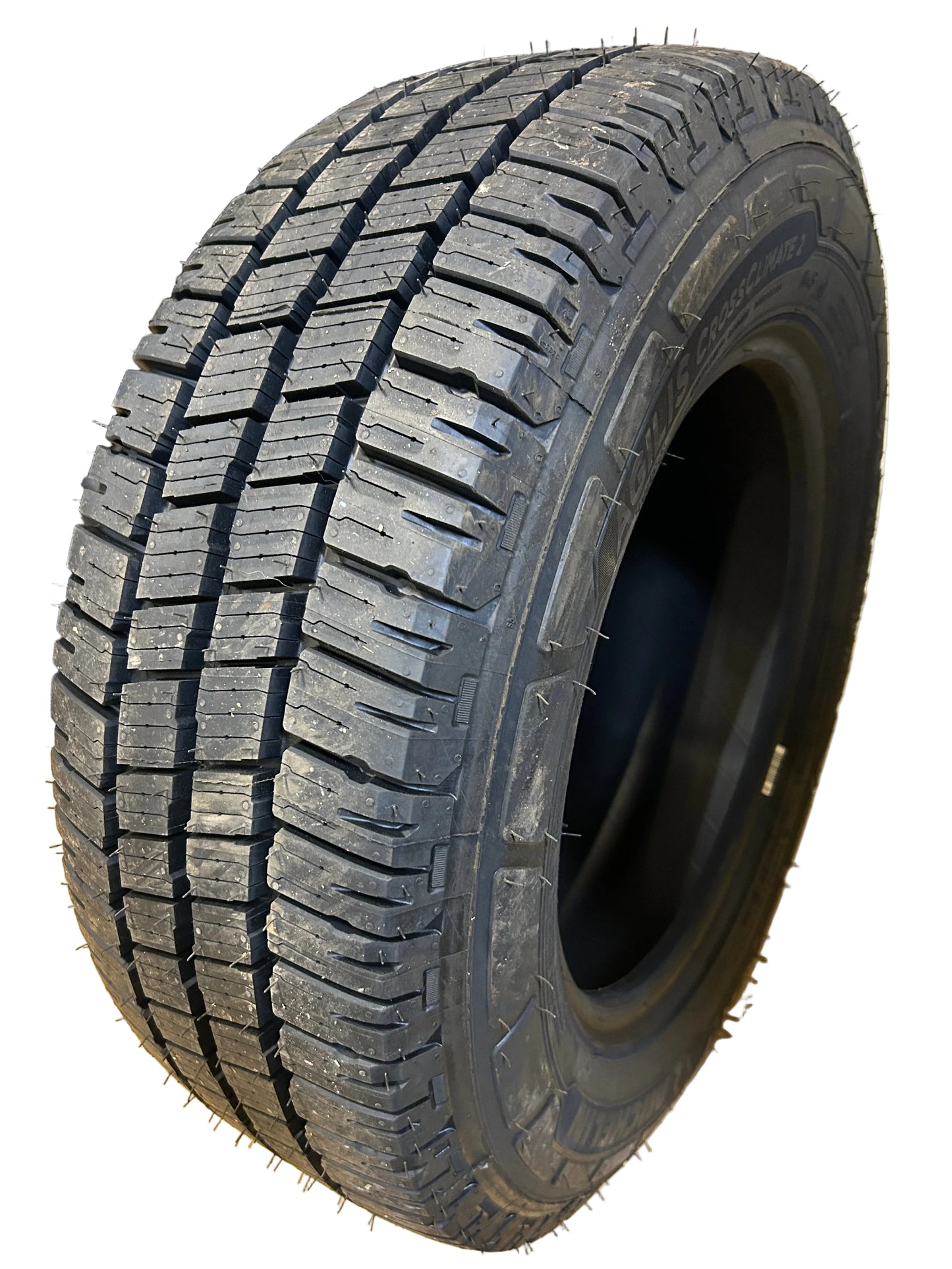 MICHELIN AGILIS CROSSCLIMATE 2 BSW P 235 65 16C 121/119R 10PLY VAN TIRE 27332