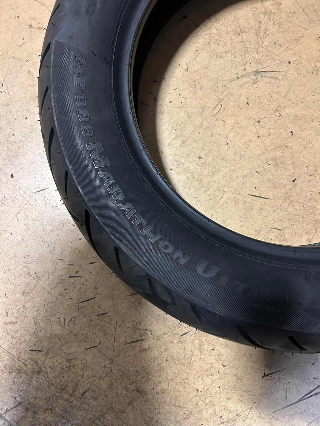 METZELER ME888 MARATHON ULTRA 130 90 16 73H FRONT MOTORCYCLE TIRE 4298500