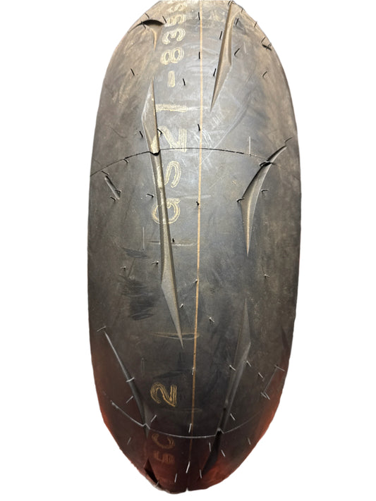 NOS BRIDGESTONE BATTLAX RACING STREET RS10 180 55 17 73W REAR MOTORCYCLE TIRE 004637