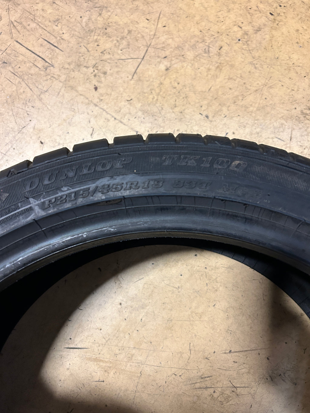 DUNLOP TK100 BSW 215 45 18 83T REAR MOTORCYCLE TIRE 43200046