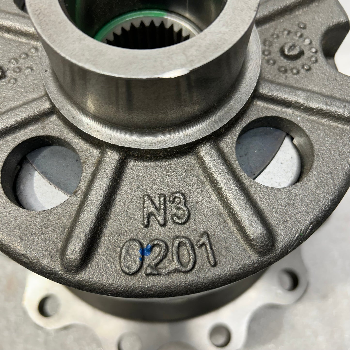 AAM 2019+ DODGE RAM 3500 30-SPILINE LIMITED SLIP REAR DIFFERENTIAL