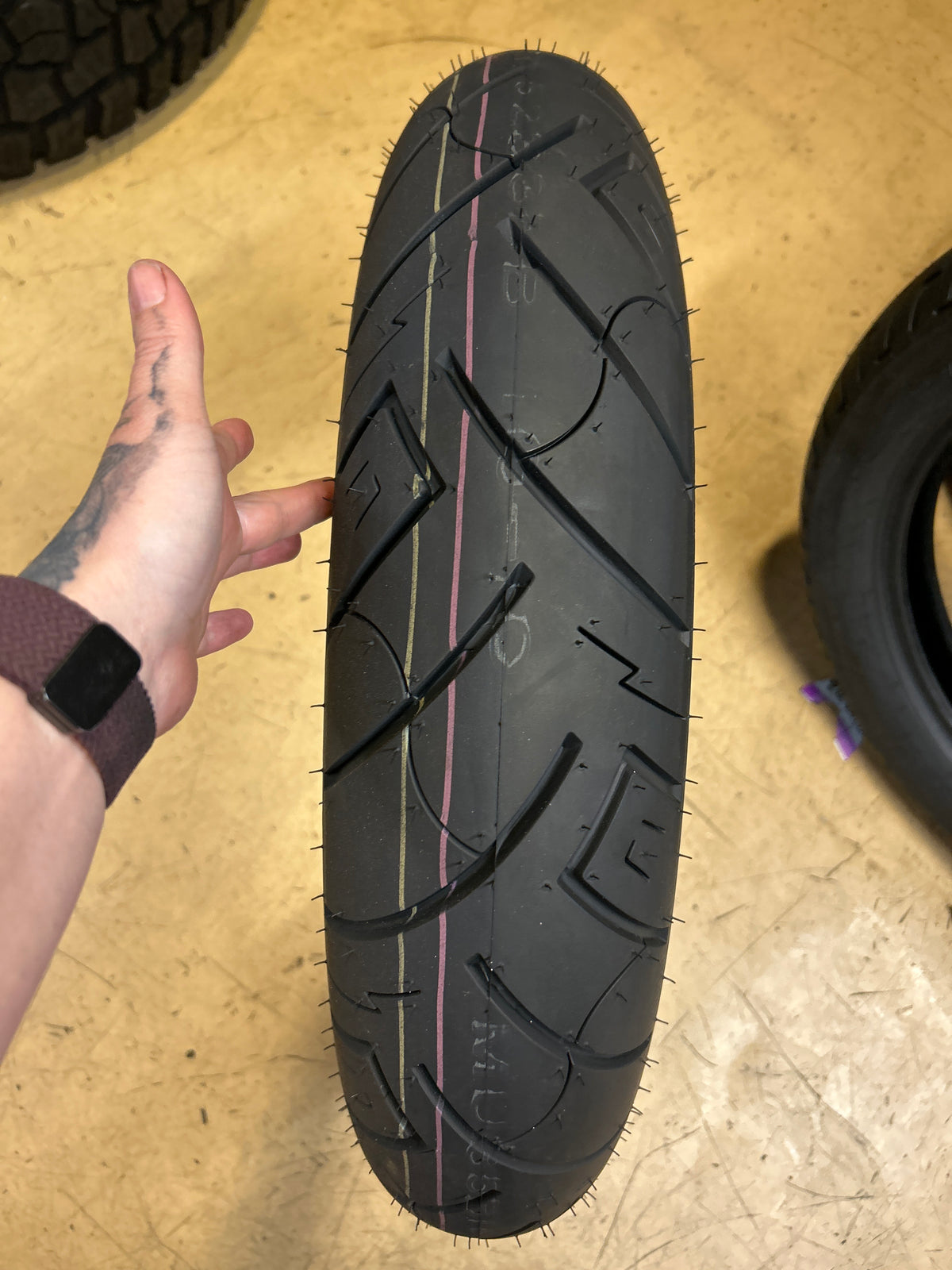 SHINKO SR777 HD BSW MU 85 16 77H REAR MOTORCYCLE TIRE 874568