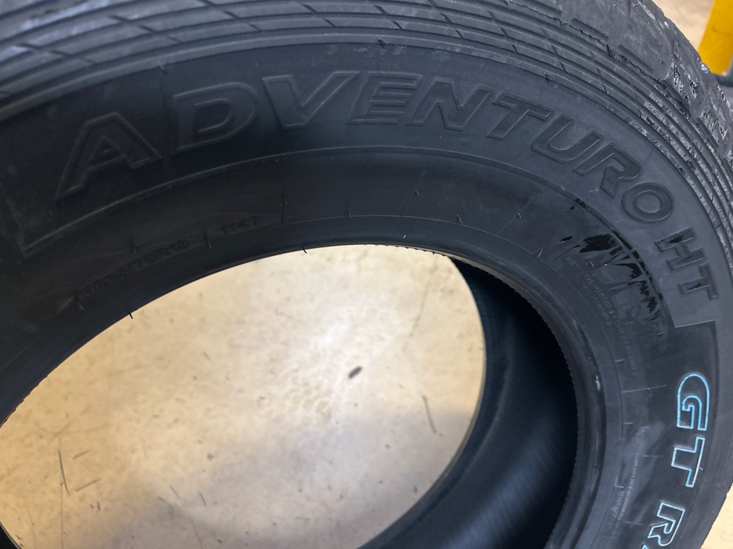 NOS GT RADIAL ADVENTURO HT OWL P 265 70 18 114T HIGHWAY TIRE AS130