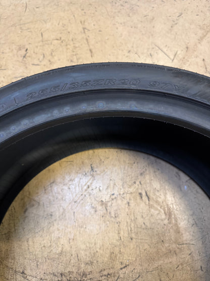 2 NOS NEXEN N FERA SU1 BSW P 255 35 20 97Y XL UHP TIRE 14110NXK